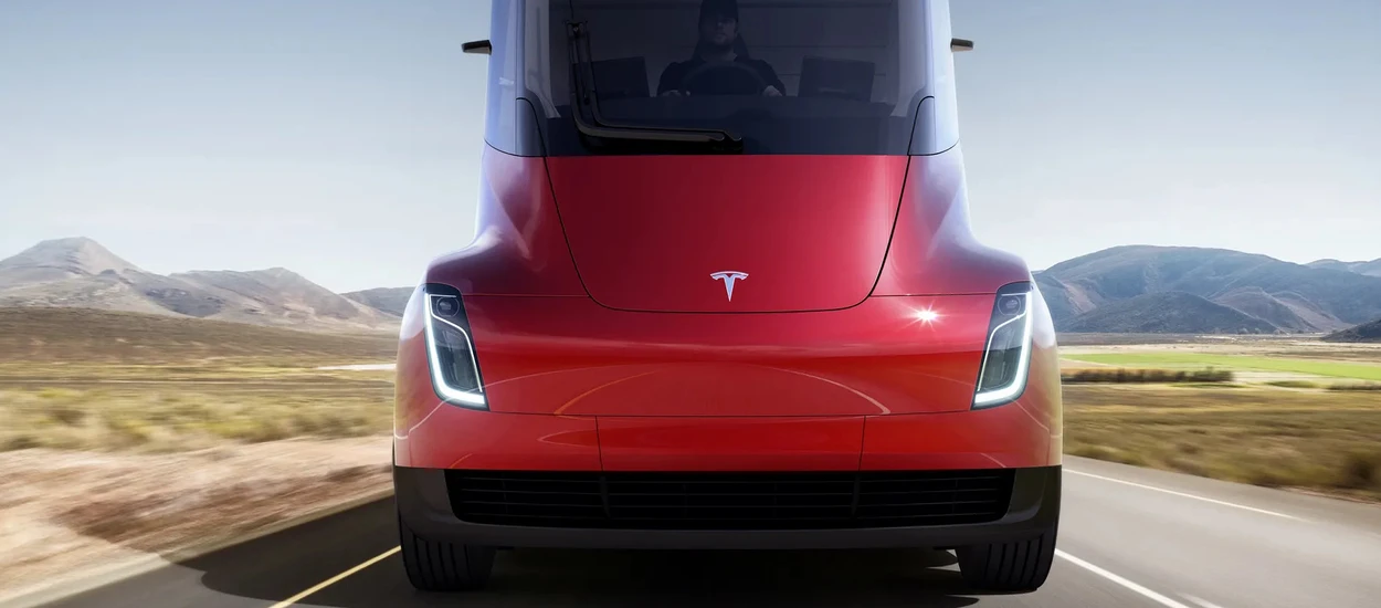 Tesla Semi z pierwszą akcją naprawczą, 8 już się popsuło