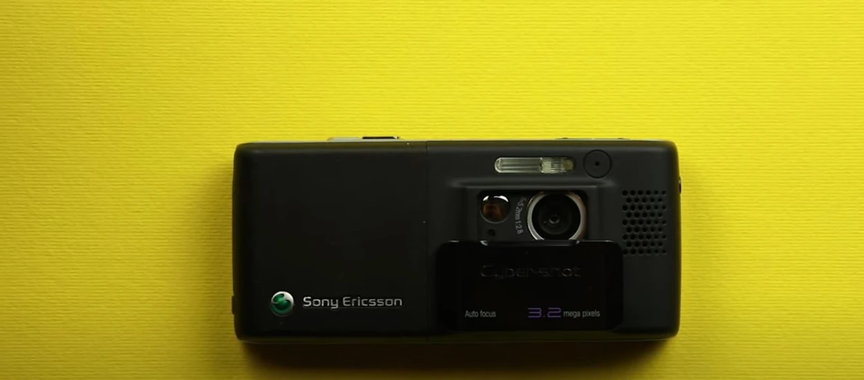 Sony Ericsson K800i - kiedy aparat stał się najważniejszą częścią telefonu