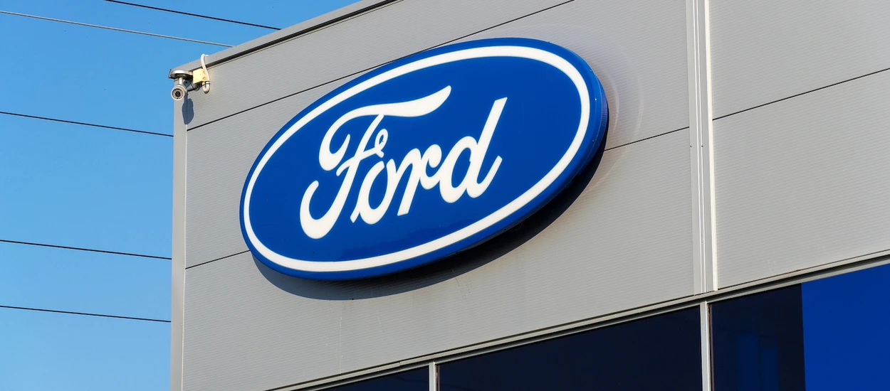 Ford odpuszcza inwestycje w elektryki i zarabia krocie