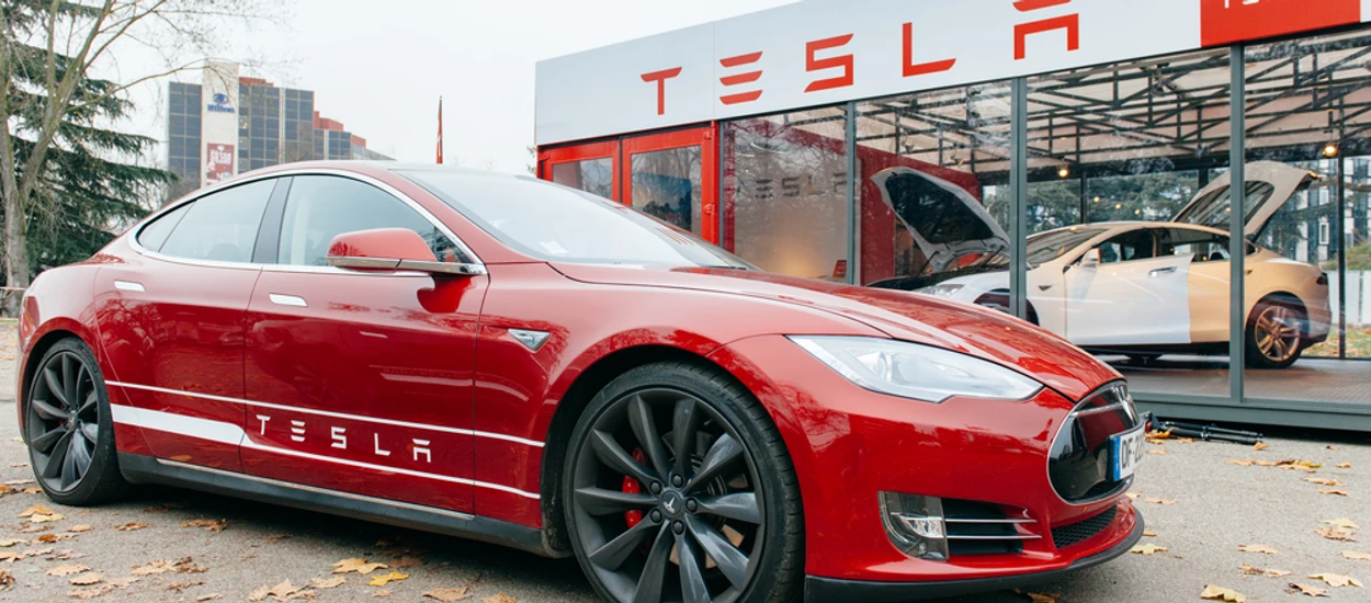 Tesla przestała się sprzedawać? Duże obniżki cen, także w Polsce