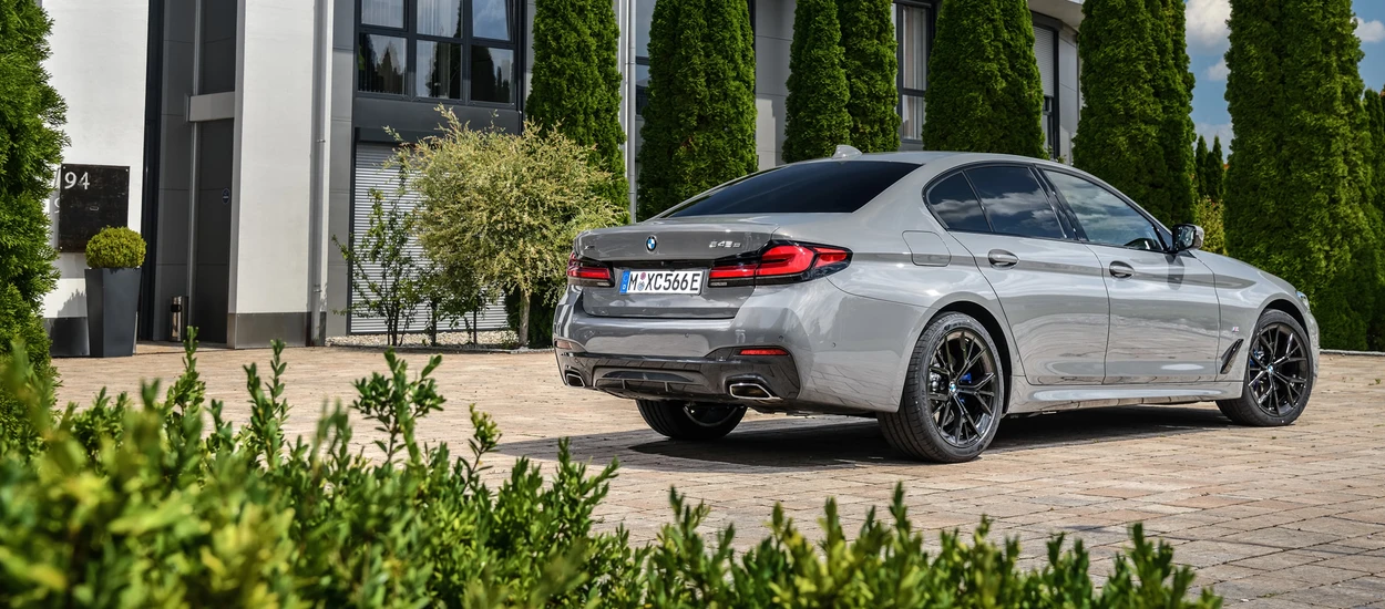 BMW 545e xDrive – test. Wzór pod wieloma względami, który już niestety odchodzi