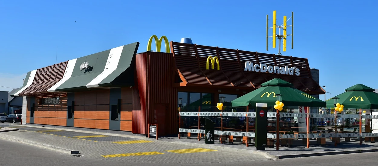 Co tak złego jest w nowych kubkach McDonald's, że klienci są wściekli?