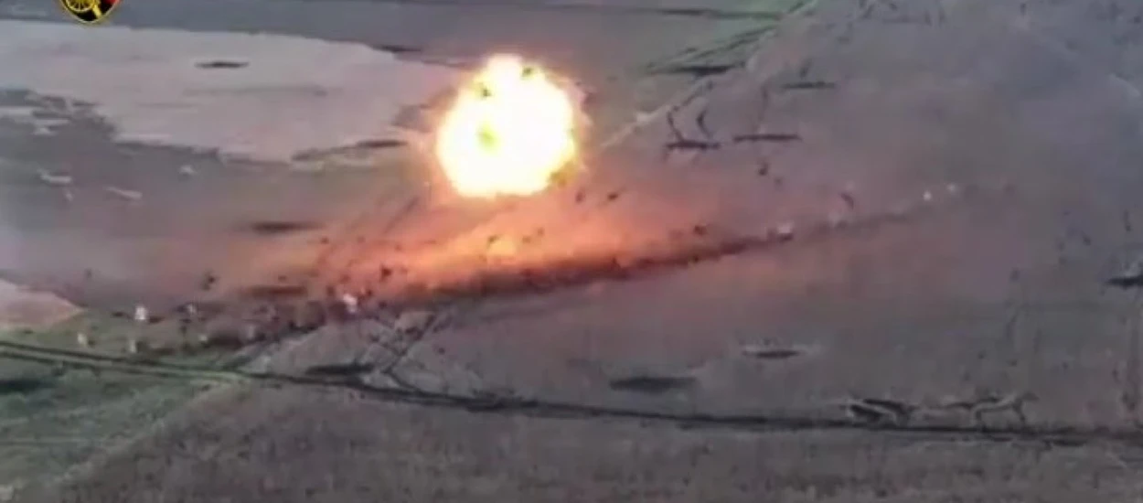 Amunicja 155 mm typu airburst zatrzymuje rosyjski atak na Ukrainie [Wideo]