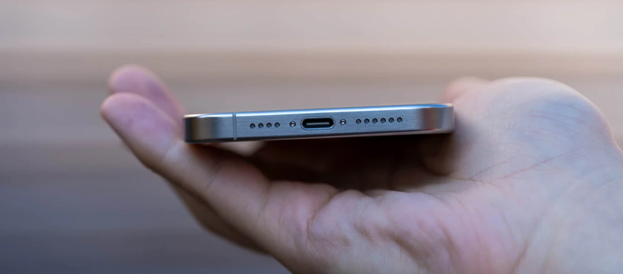 Bądźcie ostrożni: iPhone 15 nie lubi się z powerbankami USB-C