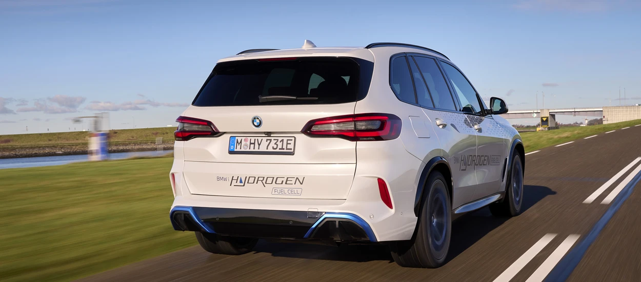 Wodorowe BMW iX5 Hydrogen – auto elektryczne z ogniwami paliwowymi. Test