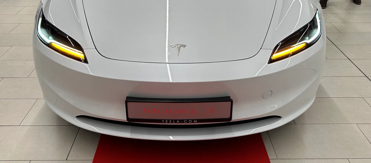 Tesla obniża ceny i wprowadza nowy model. Nawet 700 km na jednym ładowaniu