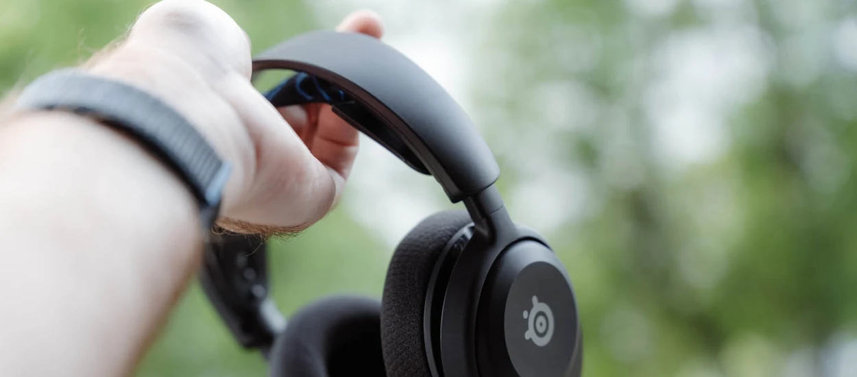 SteelSeries Arctis Nova 5P - recenzja. Średnia półka w najlepszym wydaniu