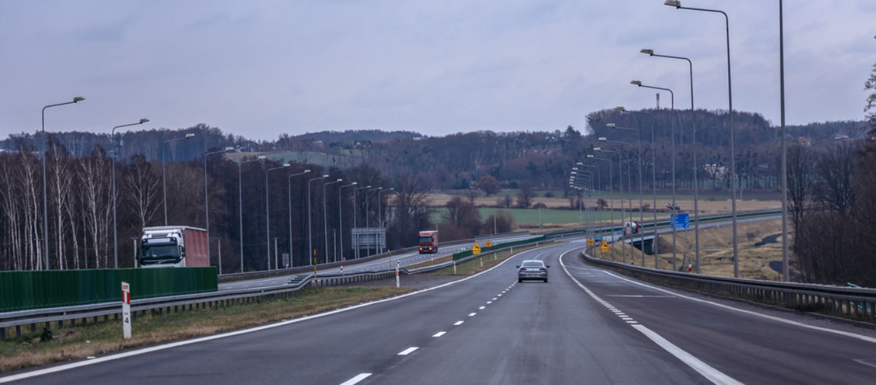 Wracają opłaty za autostrady - jak płacić bez kolejki na bramkach?