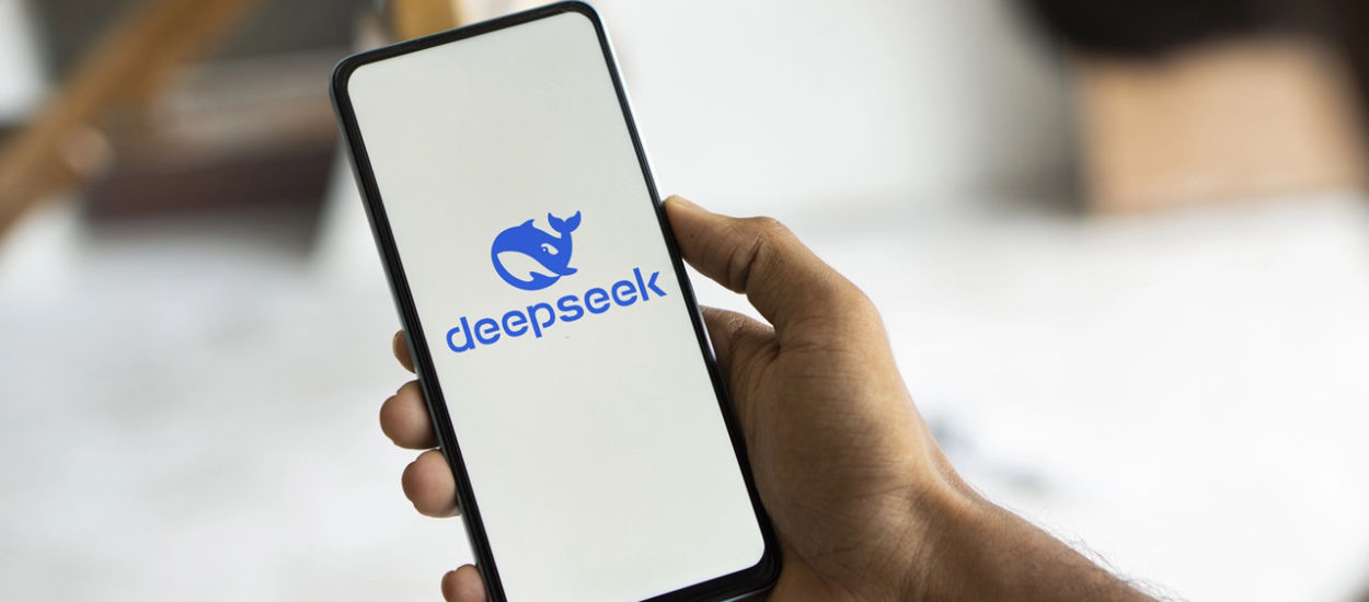 DeepSeek – rewolucja czy pułapka. Wszystko, co powinieneś wiedzieć o chińskim AI