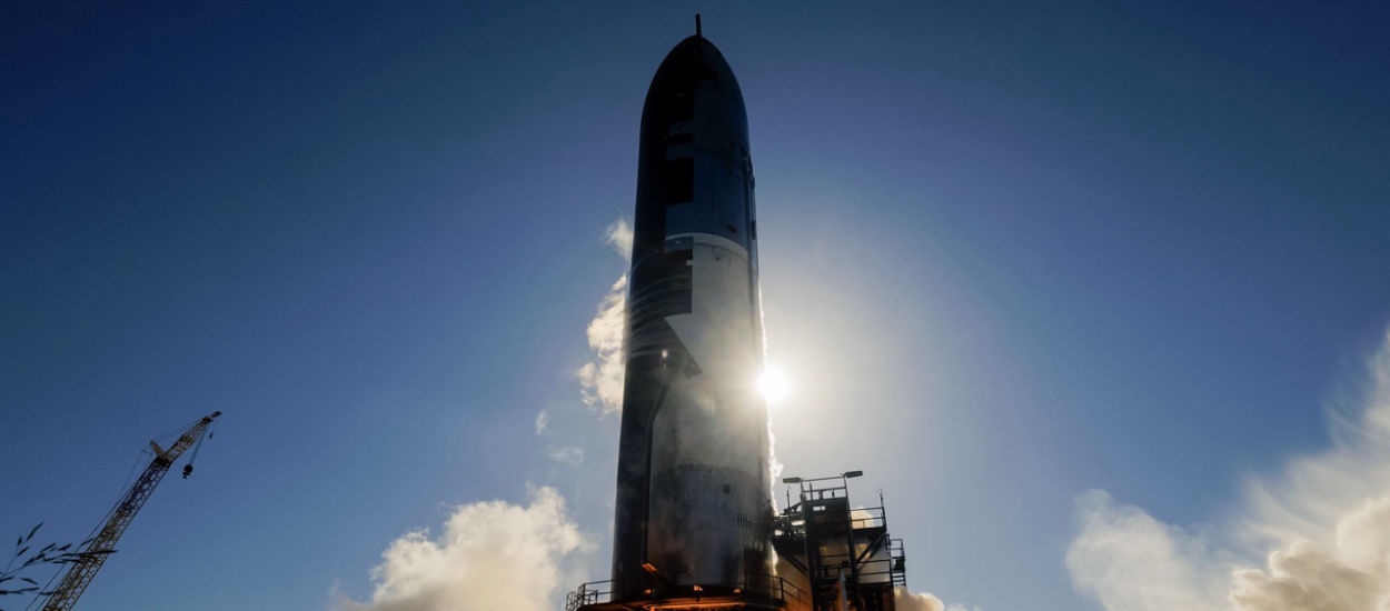 Musk odkrywa karty SpaceX. Wiemy kiedy test najpotężniejszej rakiety w historii