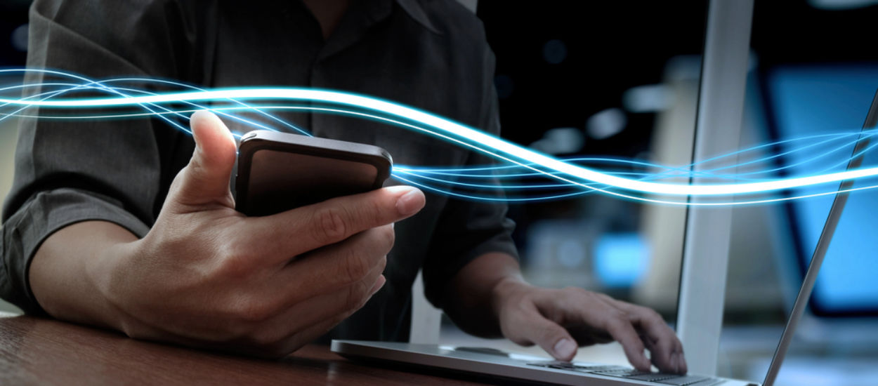 Prawie połowa z Was przepłaca za abonament i internet mobilny