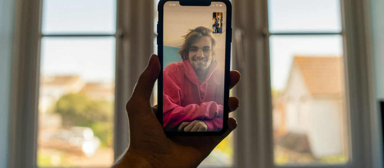 FaceTime w iOS 26 przerwie transmisję wideo. Wystarczy, że zrobisz tę jedną rzecz