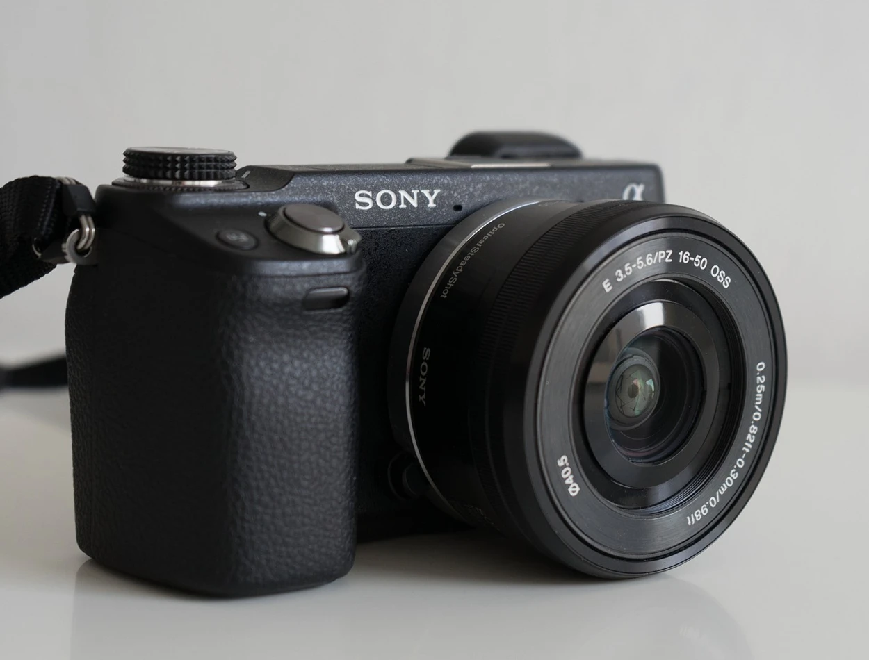 Recenzja Sony NEX-6 czyli co dobrego w segmencie za rozsądną cenę?