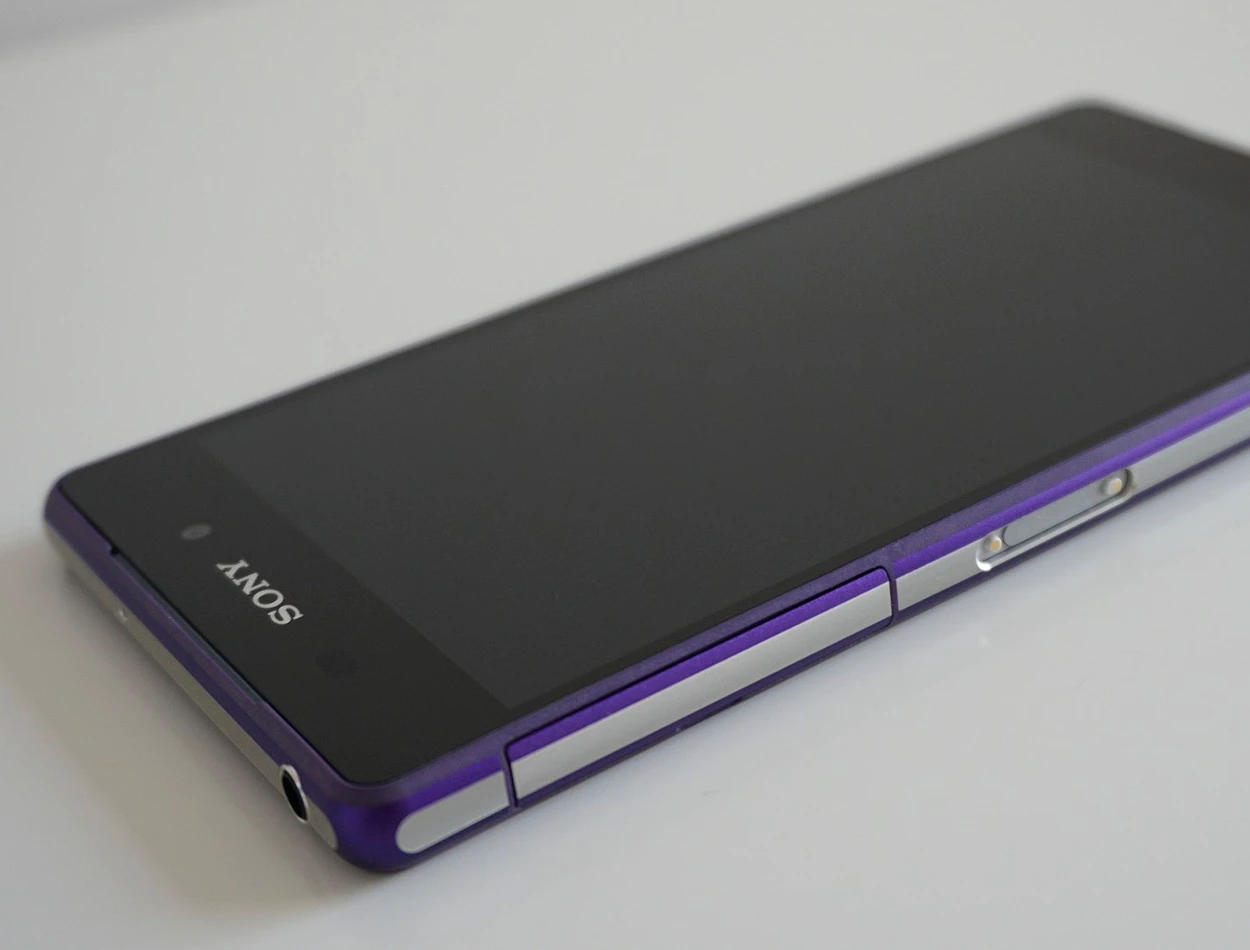 Recenzja Sony Xperia Z2 - trzecia odsłona flagowego telefonu japońskiego producenta