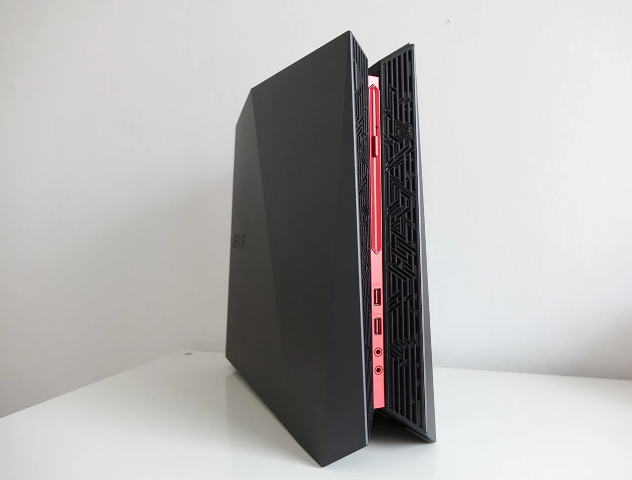 Recenzja Asus ROG G20 - najbardziej stylowy komputer dla graczy