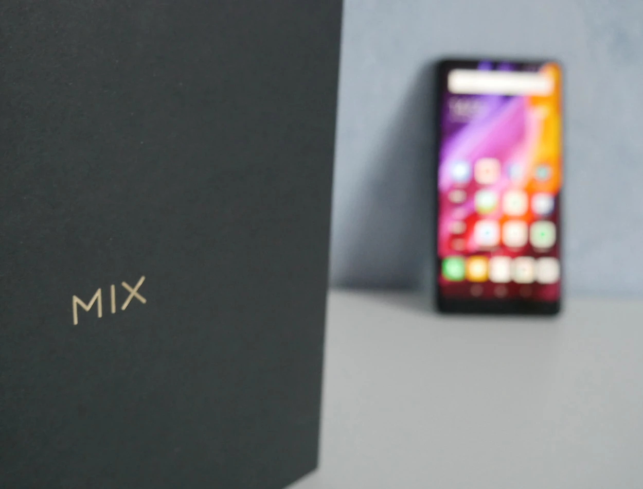 Recenzja Xiaomi Mi Mix 2. Patrzcie i uczcie się, jak się robi świetne smartfony