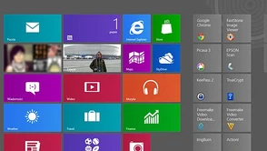 Wersja testowa Windows 8 ponad trzy razy mniej popularna niż Win7. Co może być przyczyną?