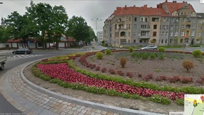 Podzielcie się swoimi rodzinnymi stronami – Street View od Google już w całej Polsce