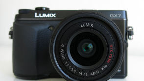 Panasonic Lumix DMC-GX7 - mały, jednak bogaty w funkcje i świetnie wyposażony - recenzja