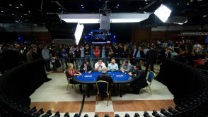 Emocje i wielkie pieniądze z technologią w tle - Antyweb na European Poker Tour