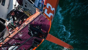 JACHT IMOCA 60 FORMUŁA 1 OCEANÓW, czyli jacht naszpikowany nowoczesną elektroniką 