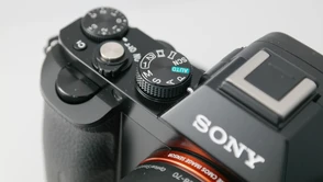 Sony dozbroi się na rynku fotografii - na celowniku firmy jest... Toshiba