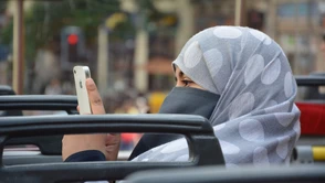 Terroryści nie bawią się w szyfrowane połączenia - ich metody działania są znacznie prostsze