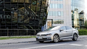 Volkswagen Passat 2.0 TSI 4Motion: 280 KM 5,5 s do 100 km/h! Czy taki Passat ma sens?