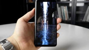 "Budżetowy" Samsung Galaxy S10 z płaskim ekranem i w dobrej cenie?