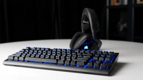 Kable schowałem do szuflady. Test bezprzewodowej klawiatury mechanicznej Corsair K63 Wireless