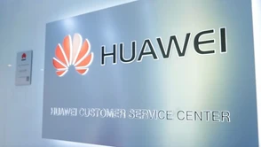 Odbitki zdjęć, grawerowanie smartfona - tak wygląda lokalny salon serwisowy Huawei