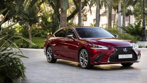 Lexus ES 300h – zupełnie inna limuzyna klasy wyższej. Jazda próbna