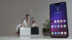 LG V40 - recenzja. Za pełną cenę nie warto, ale kiedy stanieje...