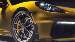Porsche 718 Cayman GT4 i 718 Spyder z nowym silnikiem z odłączanymi cylindrami