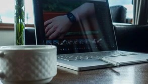 Microsoft lubi dziwne komputery, a ja lubię z nich korzystać. Surface Book 2 to bestia i piękna w jednym