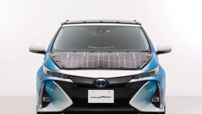 Toyota zamontowała panele słoneczne na Priusie, dodadzą nawet 56 km zasięgu
