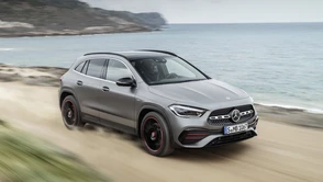 Nowy Mercedes GLA debiutuje w internecie, zyskał sporo miejsca w środku