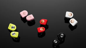 Heheszki z AirPods, "bo drogie" są już bez sensu. Spójrzcie na te słuchawki