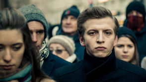 Komasa znów zachwyca brutalną prawdą i martwi dziurawym scenariuszem. Hejter - recenzja