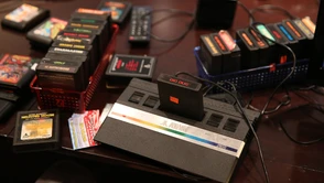 Nie dawaliście rady grom z Atari 2600 w dzieciństwie, nie dacie teraz – a ona przechodzi je wszystkie bez problemu