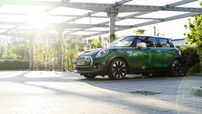 MINI Cooper SE – w pełni elektryczny „gokart”. 285 km realnego zasięgu. Test