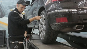 Zmieniają się przeglądy techniczne, diagnosta nie tylko sprawdzi ale też sfotografuje auto