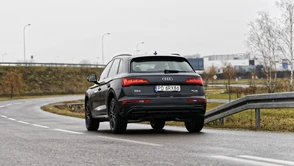 Nowe Audi Q5 40 TDI quattro S tronic z reflektorami OLED i systemem Mild Hybrid. Test