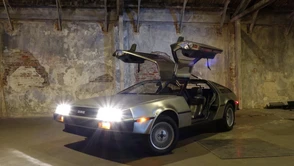 Cyberpunk zamiast Powrotu do przyszłości. Oto nowy DeLorean