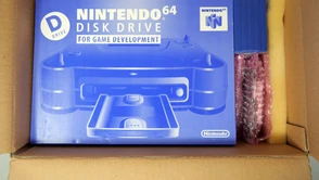 Tak wygląda dev kit przystawki do Nintendo 64 pozwalającej odtwarzać gry ze specjalnych dyskietek