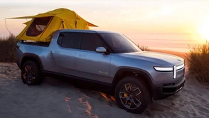 Elektryczny pick-up Rivian ma w cenniku wyposażenia… kuchnię. I to nie byle jaką