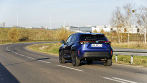 Toyota Yaris Cross Hybrid – test. Zużycie paliwa, komfort jazdy i przestronność wnętrza