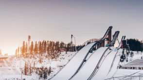 Deluxe Ski Jump 2 to moja ulubiona gra... mobilna