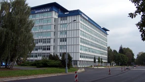 Covid-19 przypomina nam o sobie. Foxconn częściowo wstrzymał produkcję