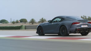 Toyota GR Supra 3.0l z „manualem” – test na torze wyścigowym. Zmiany na 2022 i 2023